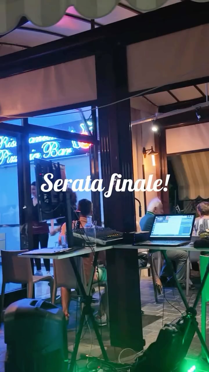 🎤 L’ULTIMO KARAOKE DELLA STAGIONE! 🍕🍻

Il volume si alza per l’ultima volta!Stasera si canta, si brinda e si fa festa fino a tardi.

Riunisci la tua cerchia di amici.
Scegli la tua canzone del cuore.
Noi pensiamo a sfornare pizze calde e a spillare birre freschissime.

Salutiamo l’estate a modo nostro.Niente timidezza, solo tanto divertimento.

Ti aspettiamo a Gabicce Mare!📍 

Prenota subito il tuo tavolo prima che si riempia!...

#GabicceMare #KaraokeNight #PizzaEBirra #Gabicce #RistoranteGabicce